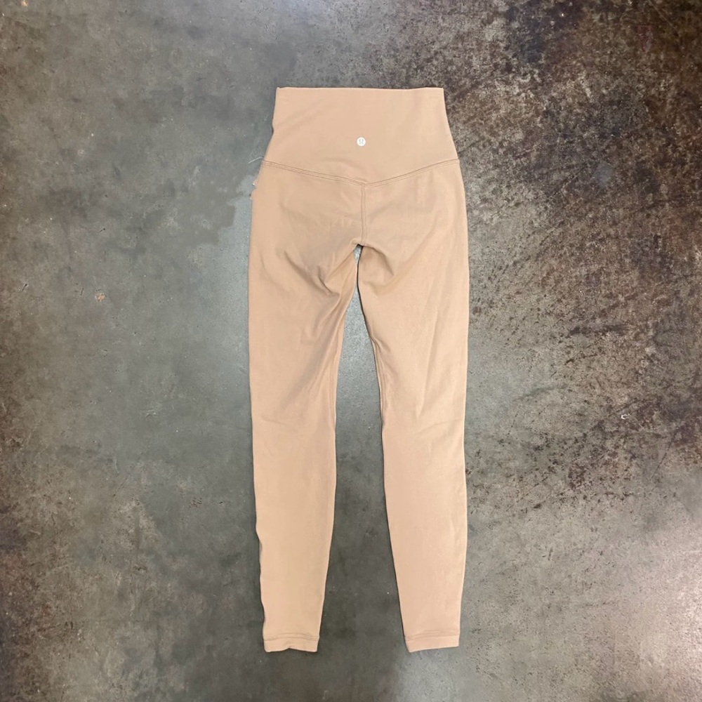 Lululemon Align High Rise Pant 28” in cream - Size 4